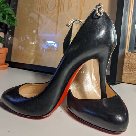 Christian Louboutin Black Pumps w Silver Line - Picture 6 of 8